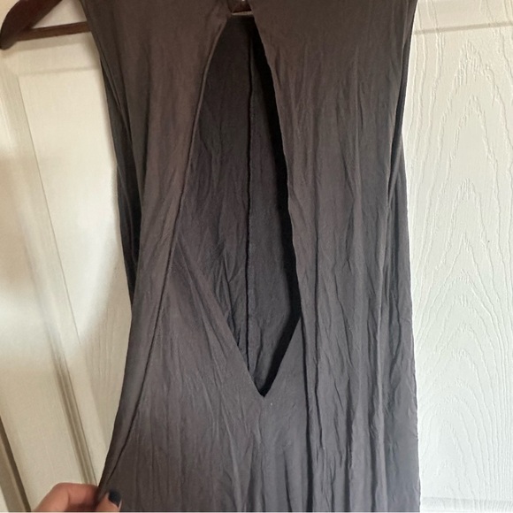 Pol Dress Size Large open back shark bite hem grey cotton - Picture 3 of 6